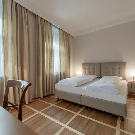 Altstadthotel Wolf-dietrich 4*