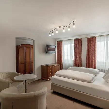 Altstadthotel Wolf-dietrich Hotel 4*