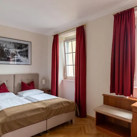 Altstadthotel Wolf-dietrich Hotell