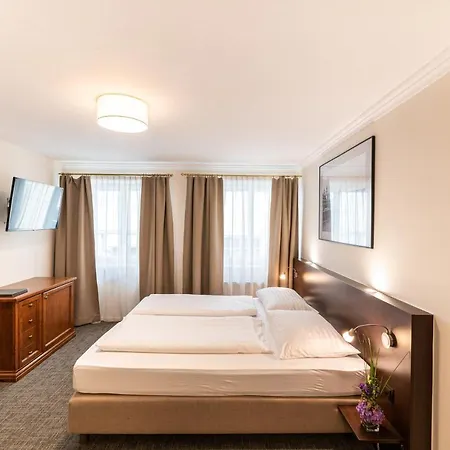 Hotell Altstadthotel Wolf-dietrich 4*