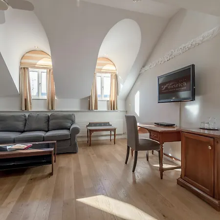 Altstadthotel Wolf-dietrich 4*